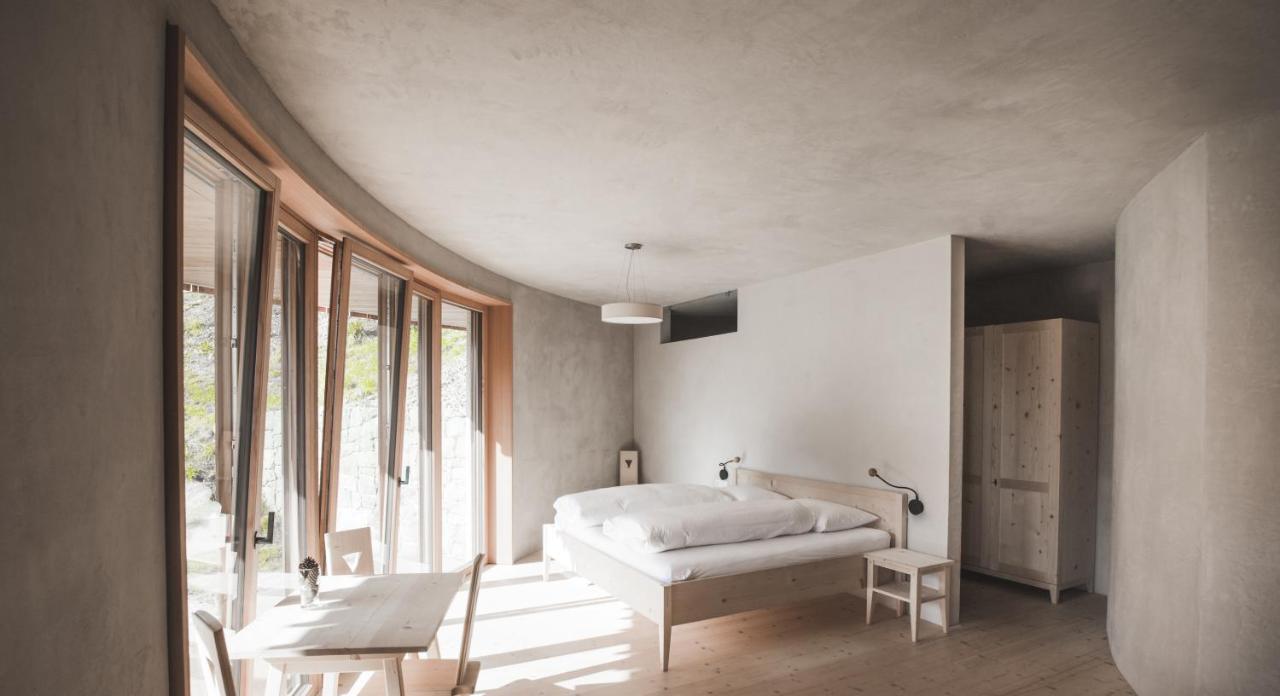 Einaeugl - Briol Hotel Barbiano  Buitenkant foto